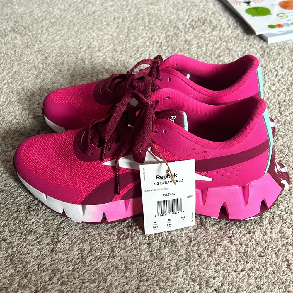 NWT Reebok Junior Zig Dynamic 2.0 - Picture 2 of 7